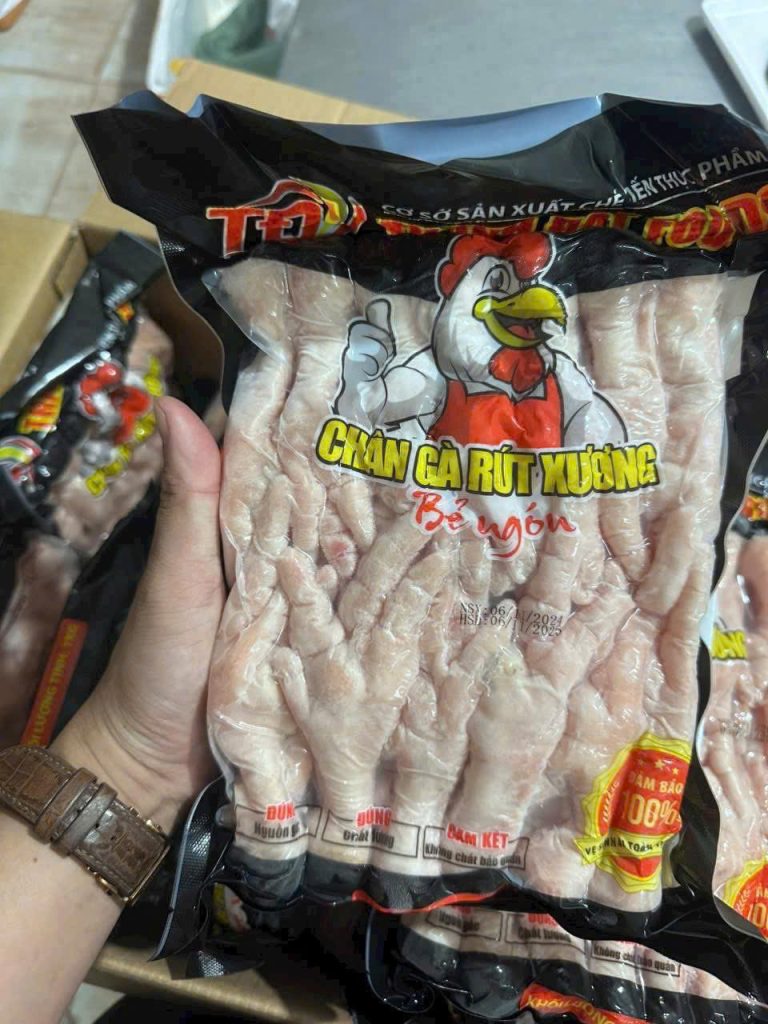 Chân gà rút xương Thành Lâm